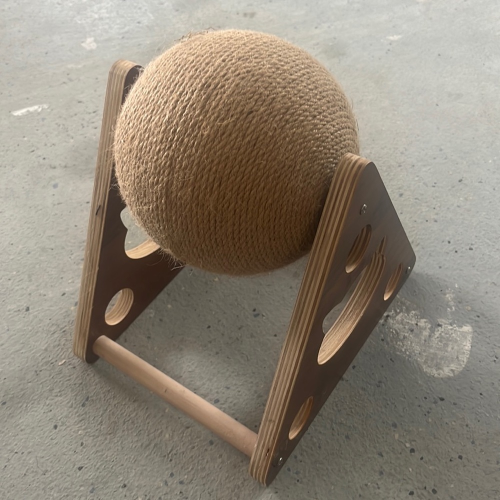 Cat toy